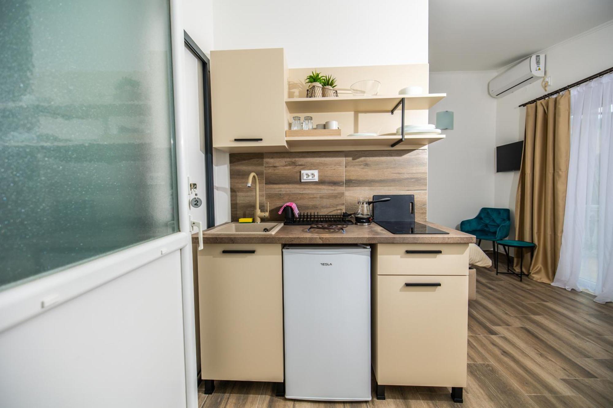 Apartments Irena Бечичи Экстерьер фото