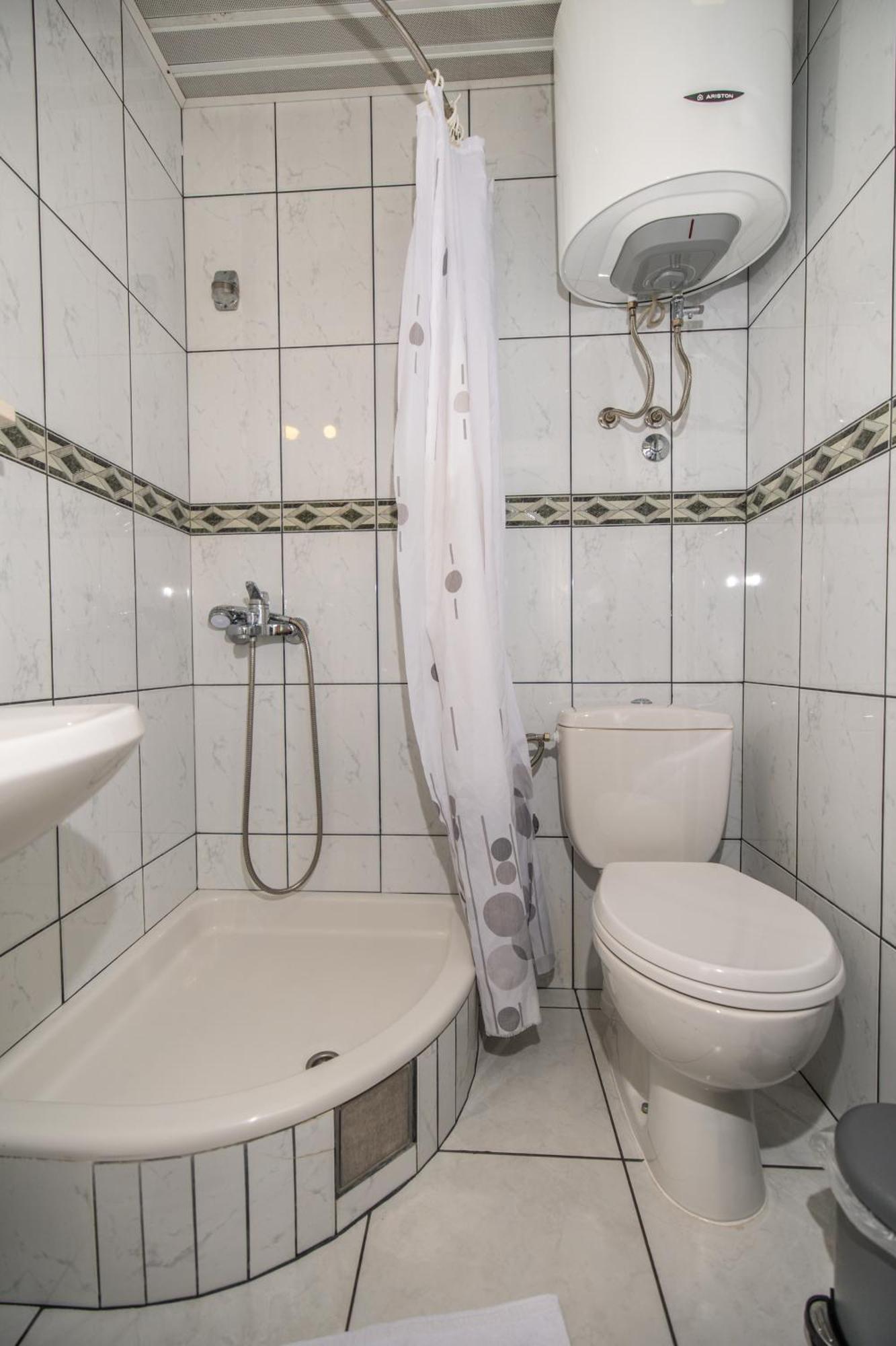 Apartments Irena Бечичи Экстерьер фото